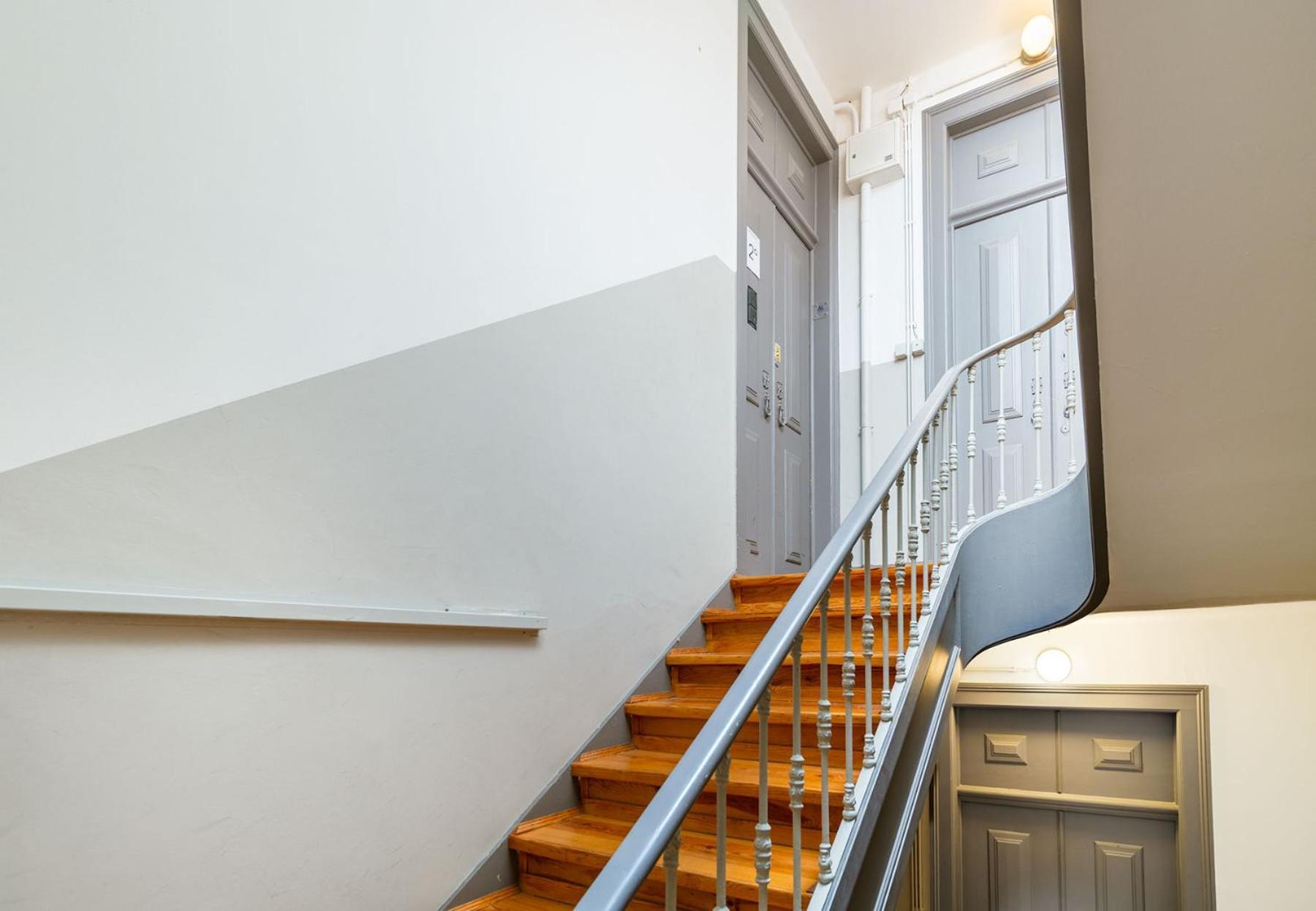 Principe By Central Hill Apartments Lisbon Bagian luar foto