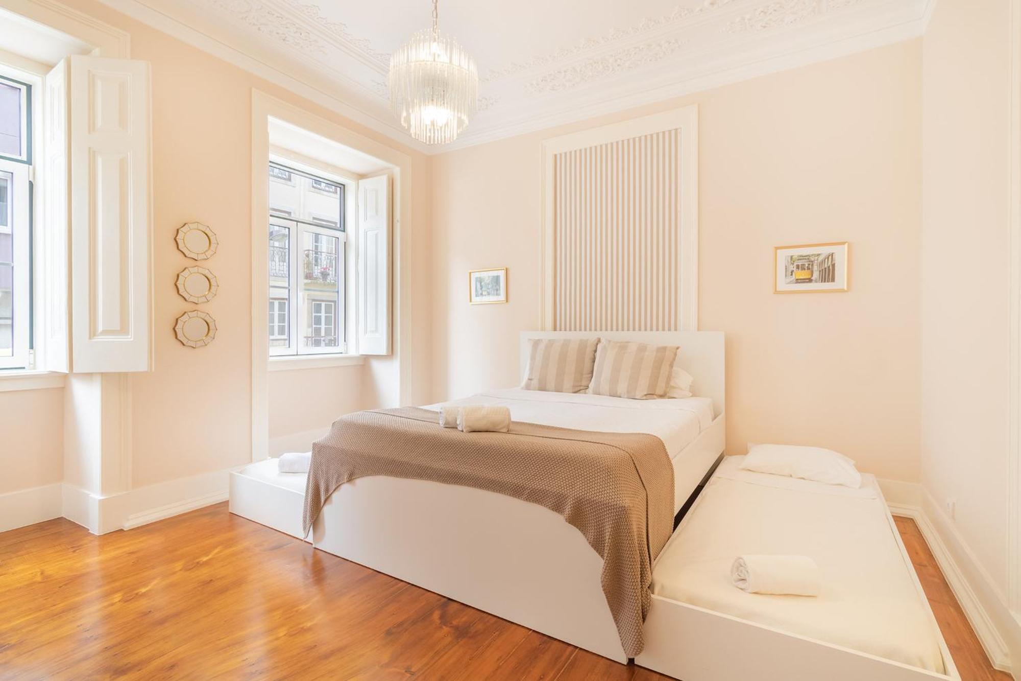 Principe By Central Hill Apartments Lisbon Bagian luar foto